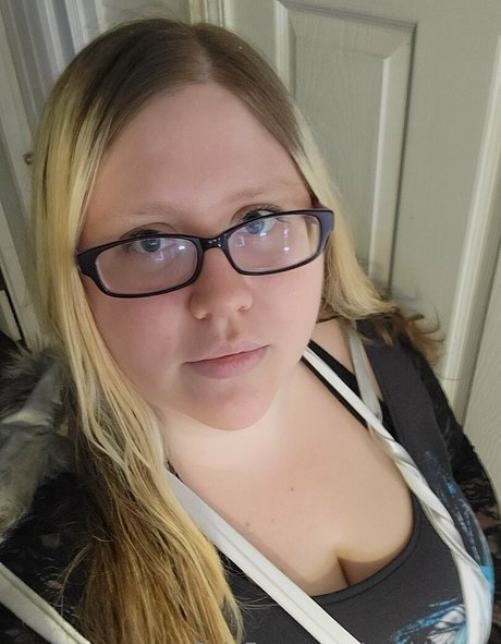 geekikitten nudes star picture