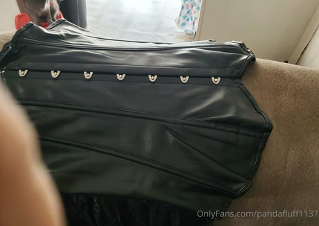 pandafluff1137 nice model picture