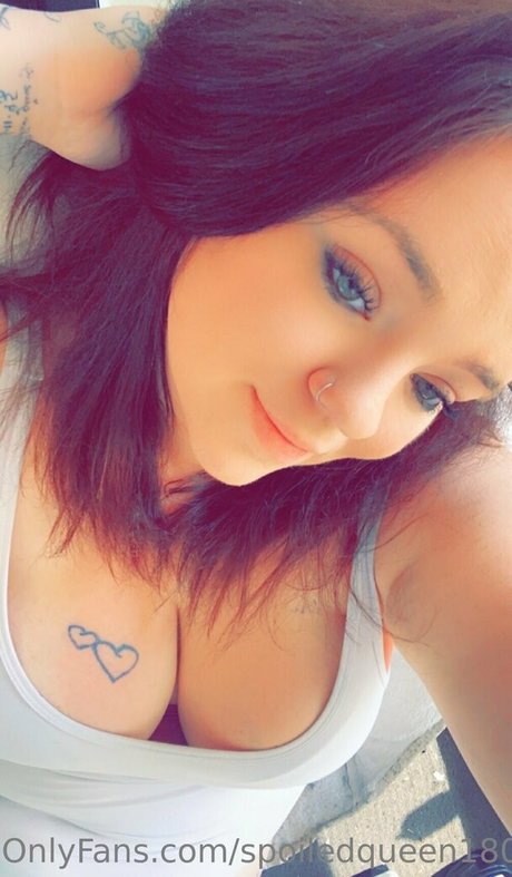 spoiledqueen180 star nudes pic