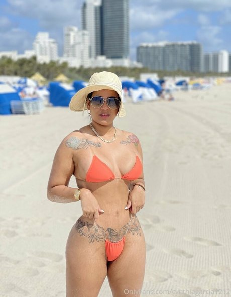 cynthiagarcia1212 hot star images