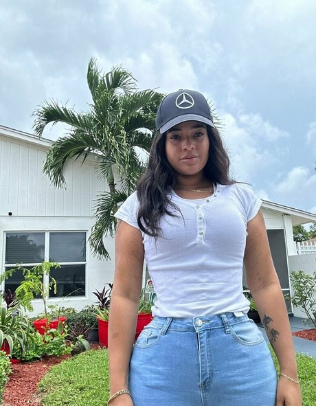 asian top onlyfans sexy naked images