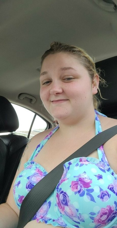 katiebugkitty122 naked actress picture