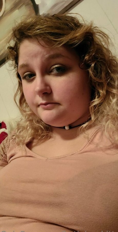 katiebugkitty122 pornstar naked archive