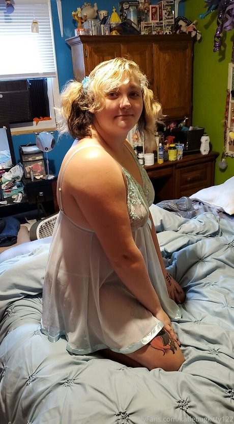 katiebugkitty122 pornstar hot pictures