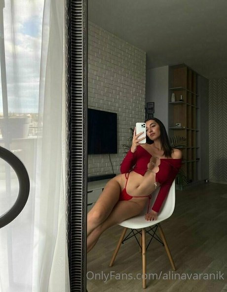 alinavaranik model perfect pic