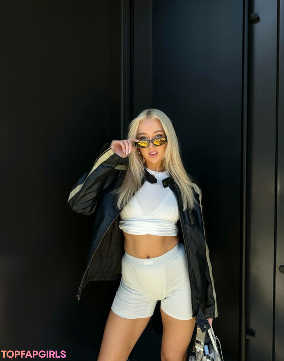 Madds sex model pictures