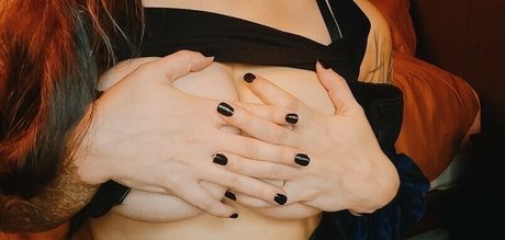 MalAfterMidnight free actress img