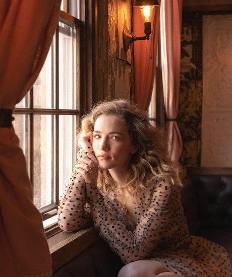 Willa Fitzgerald erotic star galleries