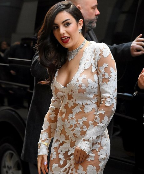 big ass milf onlyfans beautiful xxx pictures