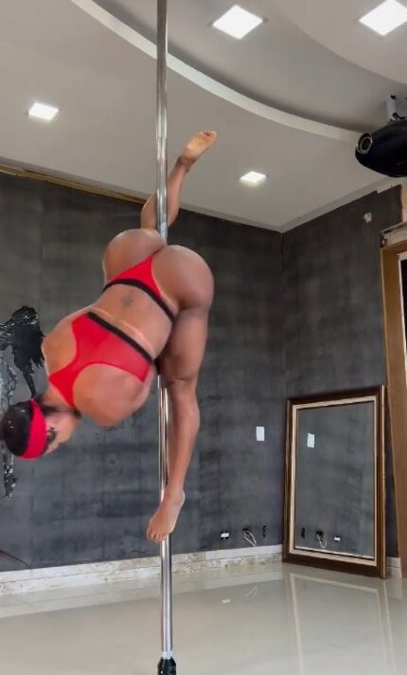 Gracyanne Barbosa model high quality pictures