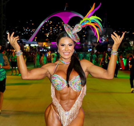 Gracyanne Barbosa star beautiful pictures