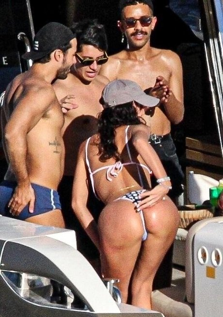 Bruna Marquezine pornstar free pic