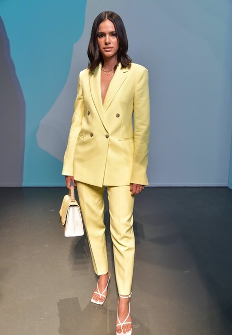 Bruna Marquezine beautiful actress galleries