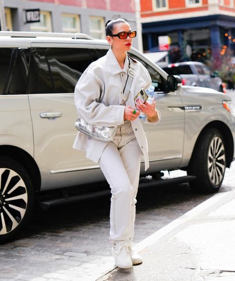 Dua Lipa pretty star pic