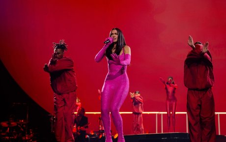 Dua Lipa model erotic picture