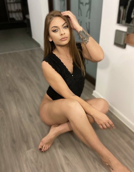 simona a pornstar hd img