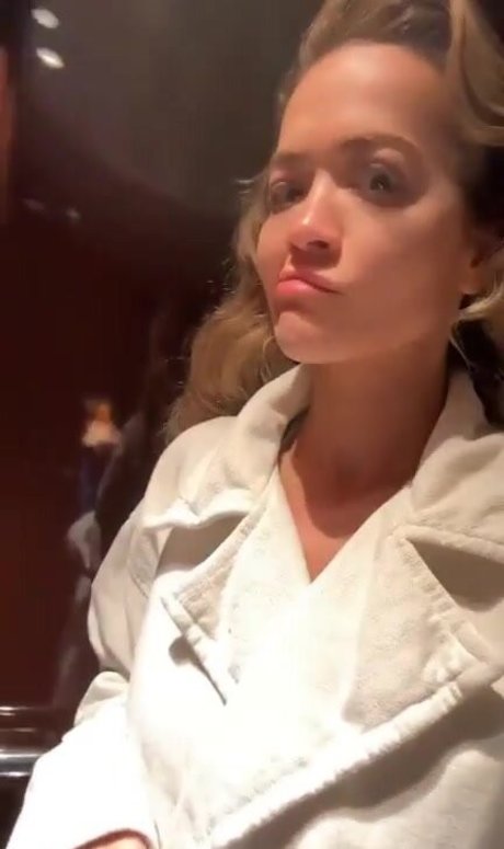 college asian onlyfans sexy picture