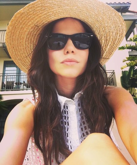 Tammin Sursok nice star img