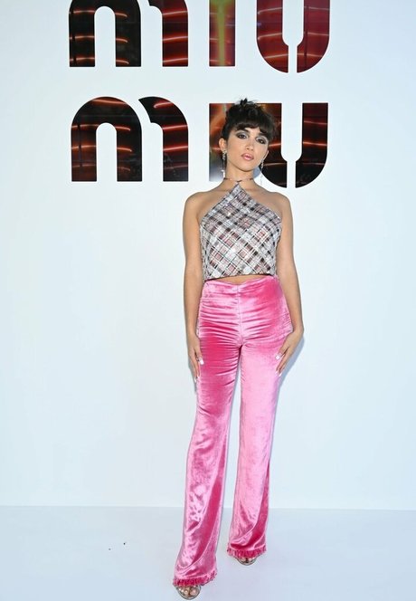 Rowan Blanchard xxx star archive