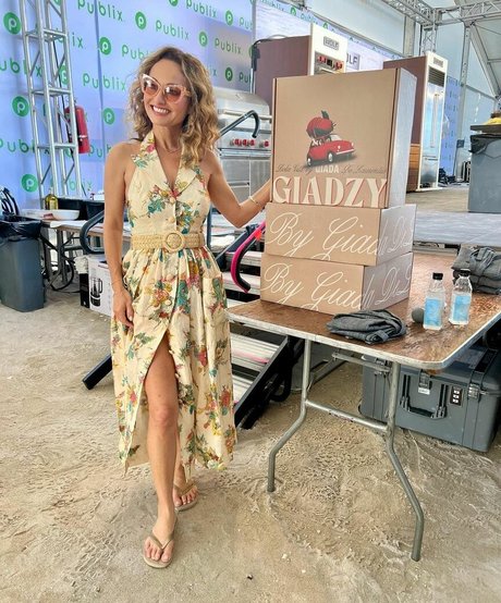 Giada De Laurentiis star sex images