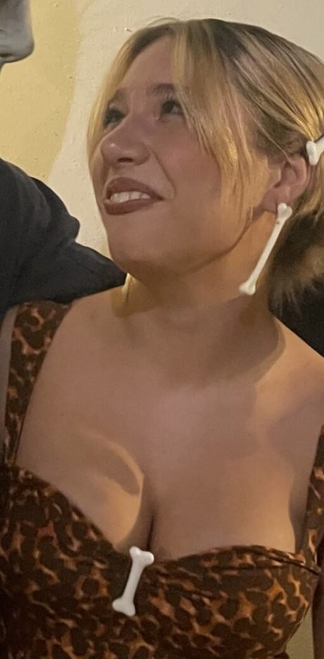 Mackenzie Ziegler pornstar naked galleries