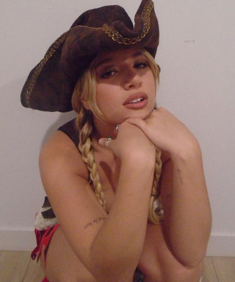 big cock onlyfans pretty image