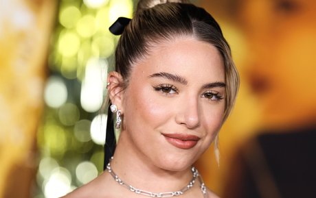 Mackenzie Ziegler model porn pictures