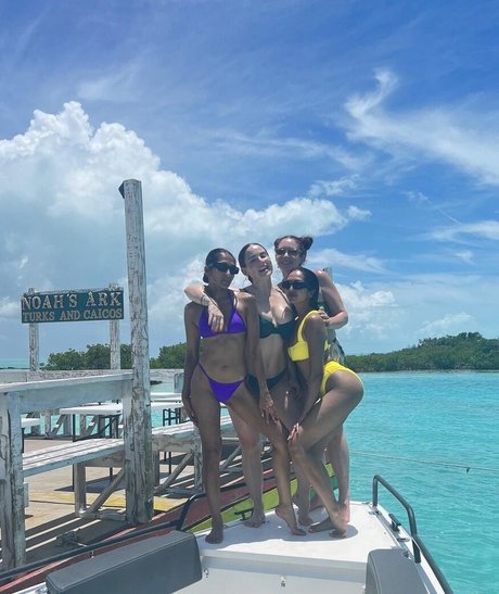 Joanna Jojo Levesque model best photos