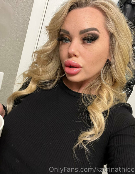 katrinathicc high quality model images