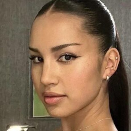 Sofia Wylie star hot pic