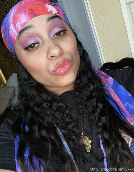 PinkyXXX top actress pics