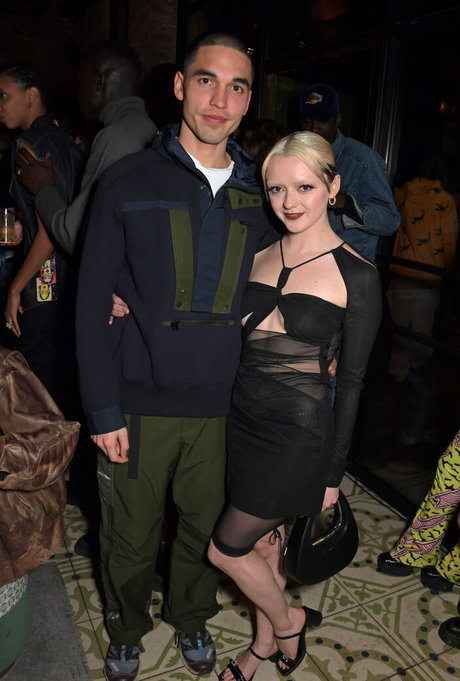 skinny asian teen onlyfans top pictures