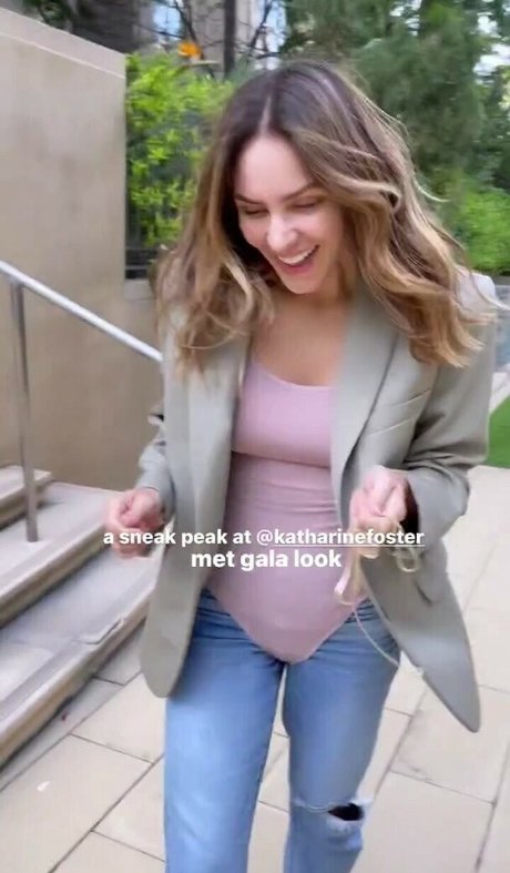 Katharine McPhee star naked img