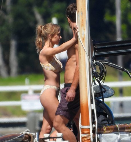 actress onlyfans art nude galleries