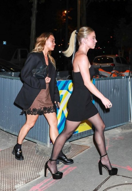 one onlyfans xxx picture