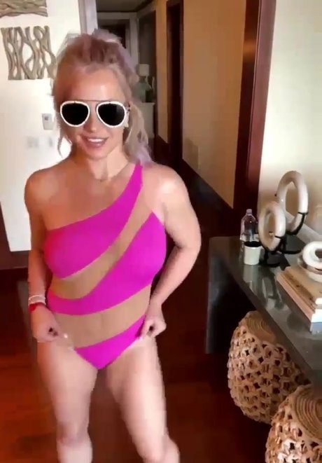 gym asian onlyfans exclusive archive