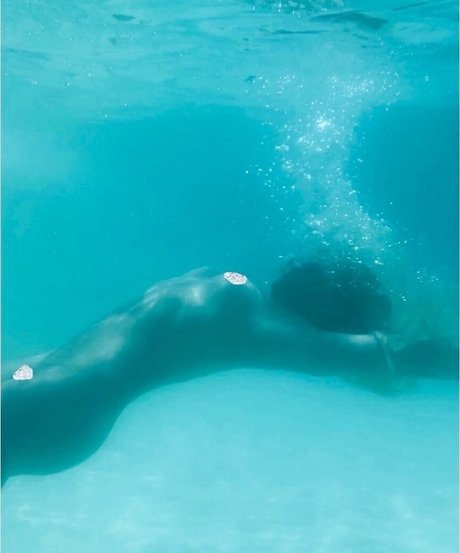 naked princess onlyfans exclusive picture