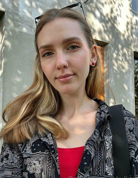 e lina best pornstar pic