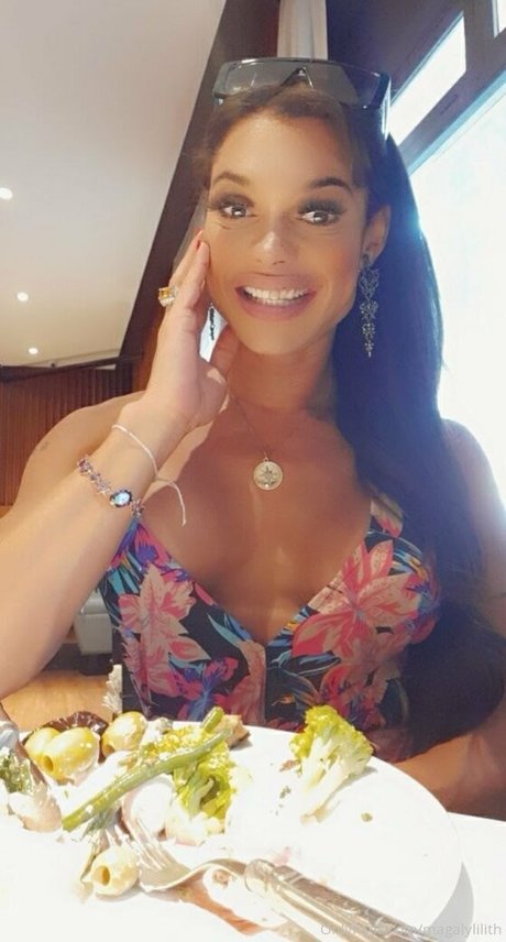 stars onlyfans beautiful nude picture