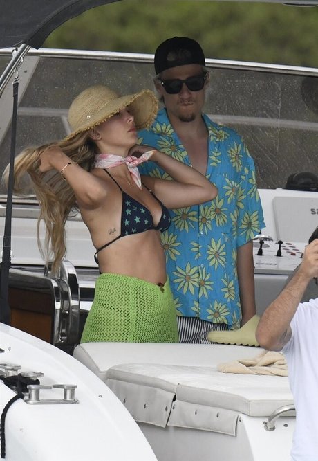 latina ass onlyfans hot naked archive