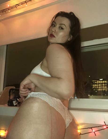 popular onlyfans nudes img