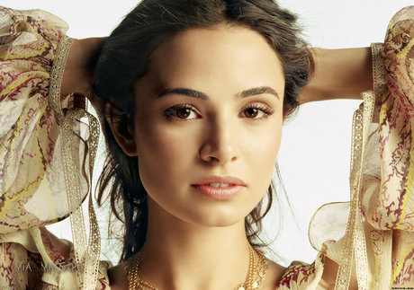 Mia Maestro star hd pictures