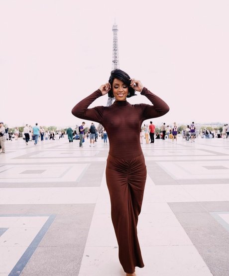 Kelly Rowland adult model picture