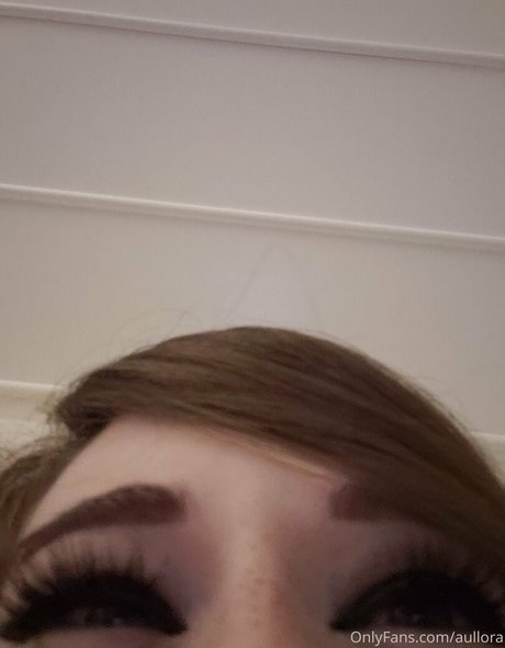 aullora top actress pics