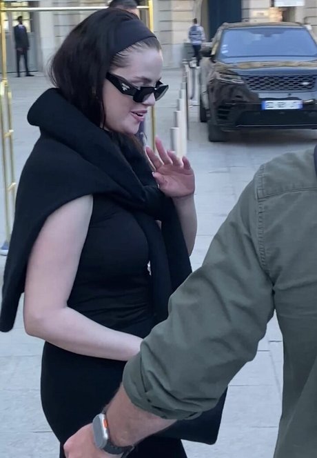 shemale handjob onlyfans art porn img