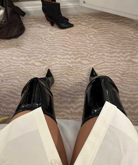 experience onlyfans art nude gallery