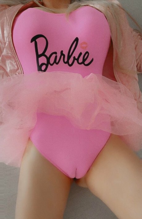 pornbella model naked pics