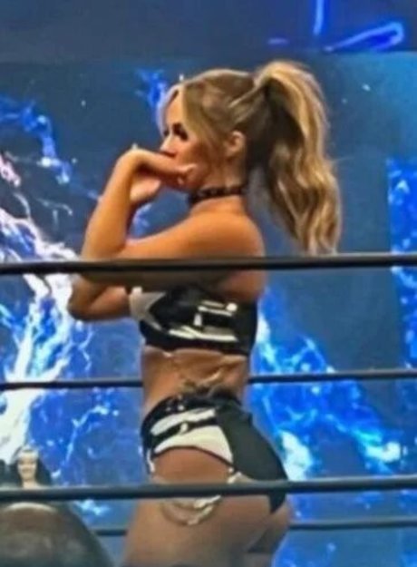 shemale handjob onlyfans nice picture