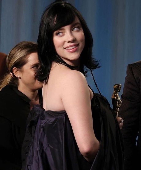 Billie Eilish sex model pictures