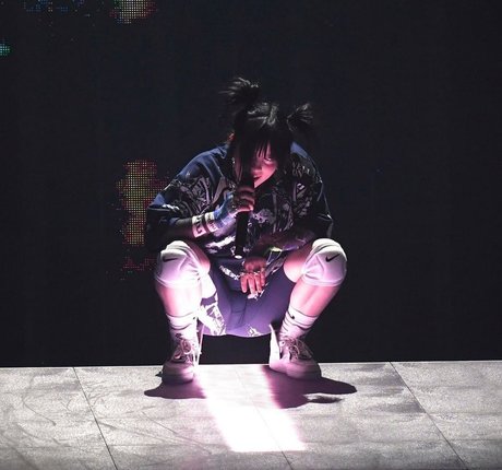 asian top onlyfans exclusive picture